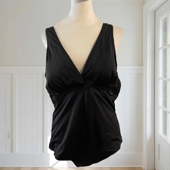 NWT SERRA Women's One Piece Swimsuit Black V-Neck Ruched New With Tags Size XL - Picture 2 of 16